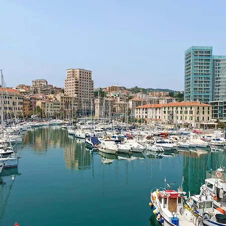 Cruise Appartement Savona